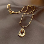 Women's Fashion Jewelry Vintage Amber Necklace Collarbone Chain