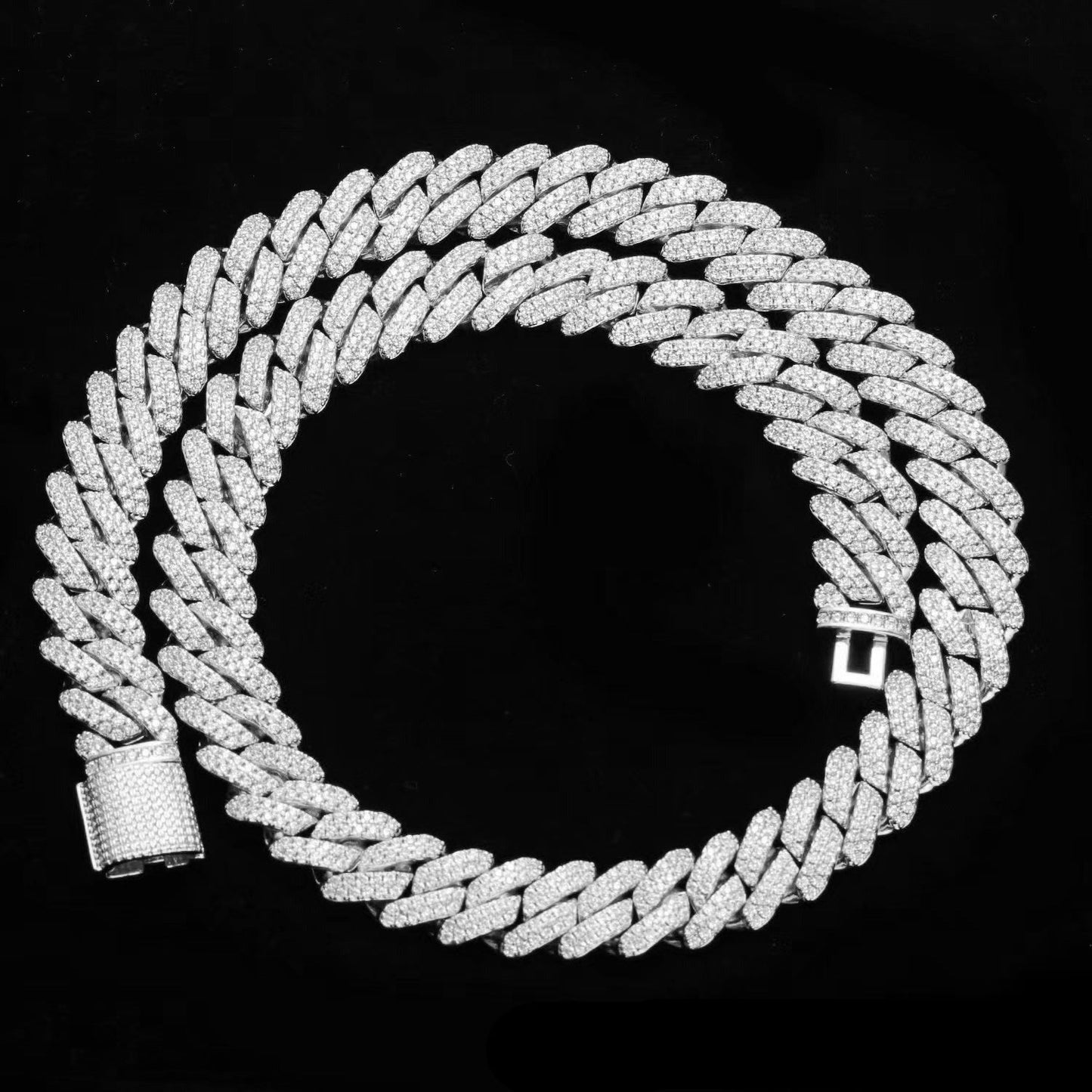 12mm Iced Diamond Prong Link Cuban Choker Chain in White GoldBest Seller Attention!
Bling Proud luxurious Iced Out Diamond Prong Link Cuban Choker features an impeccable quality. VVS diamonds that shine from all angles which tNecklacesNecklacesdopeplusDOPEPLUS.COM