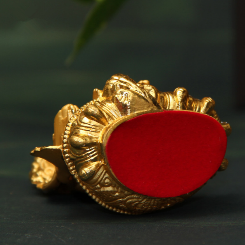 Golden Buddha Statue Ornaments The Yellow God of Wealth